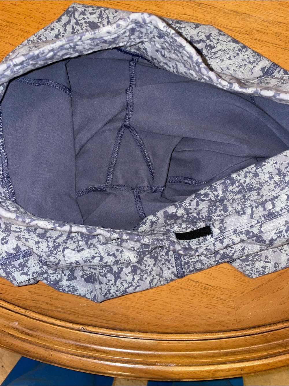 Pact women’s  Capri Leggings in Blue Marble - Picture 7 of 7